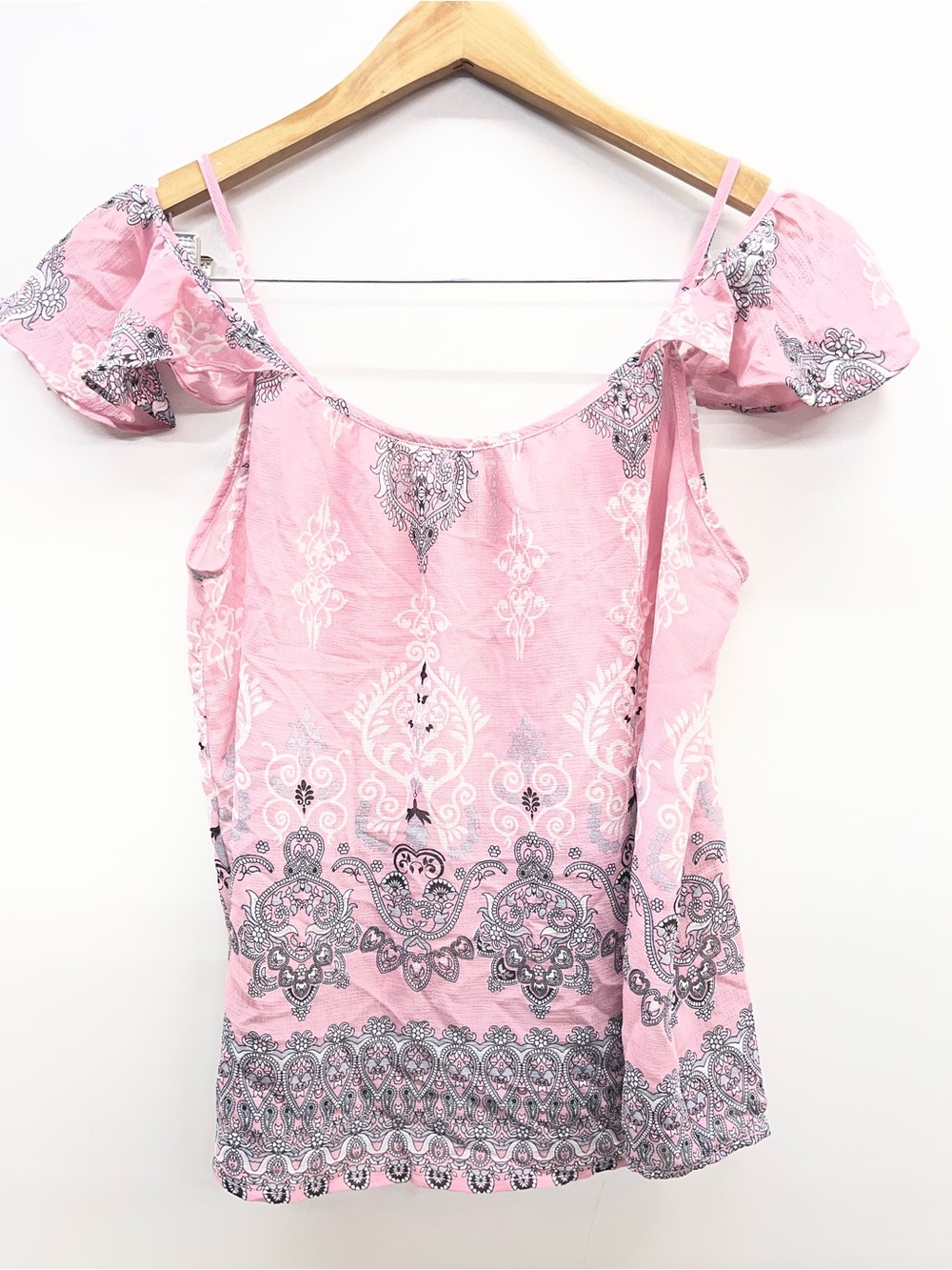 DNA couture‎ Pink Off-Shoulder Paisley Print Camisole